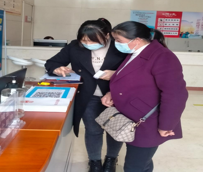 武當山 政務服務幫辦代辦，打通服務群眾“最后一公里”